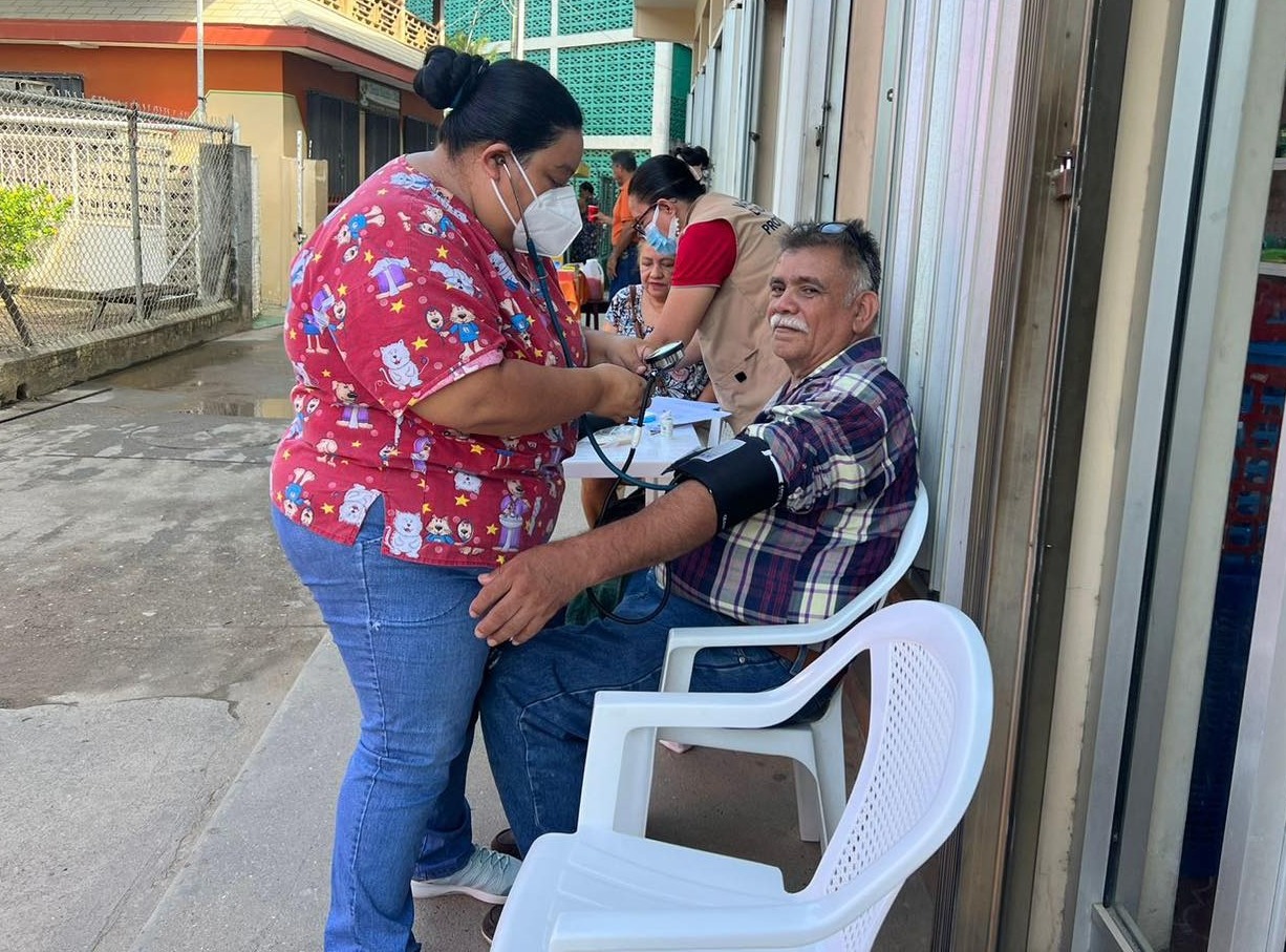Establecimiento de Salud de Guanaja realiza actividad extramural